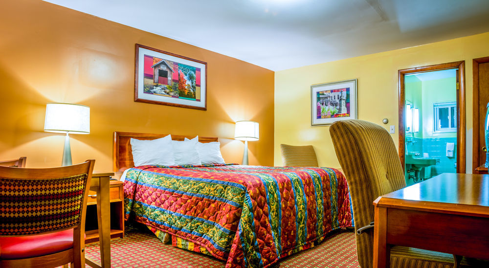 Plaza Inn พีบอดี ภายนอก รูปภาพ